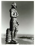 Title:
Auckland Province - Gisborne

Publicity Caption:
Statue of Captain James Cook standing on the Kaiti Hill, Gisborne

Photographer:
R. Coad